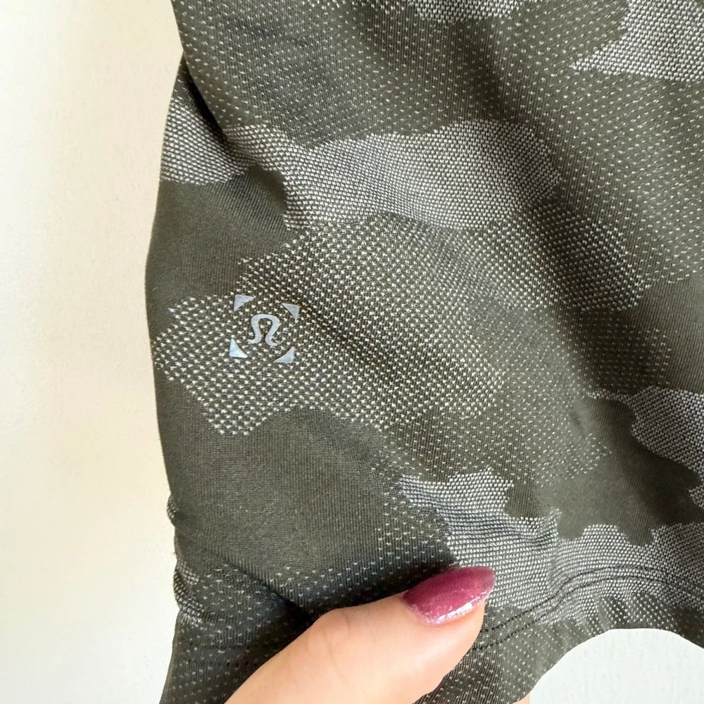 Lululemon T.H.E. Linerless 7" Variegated Mesh Camo Max‎ Dark Size XL - Picture 7 of 10